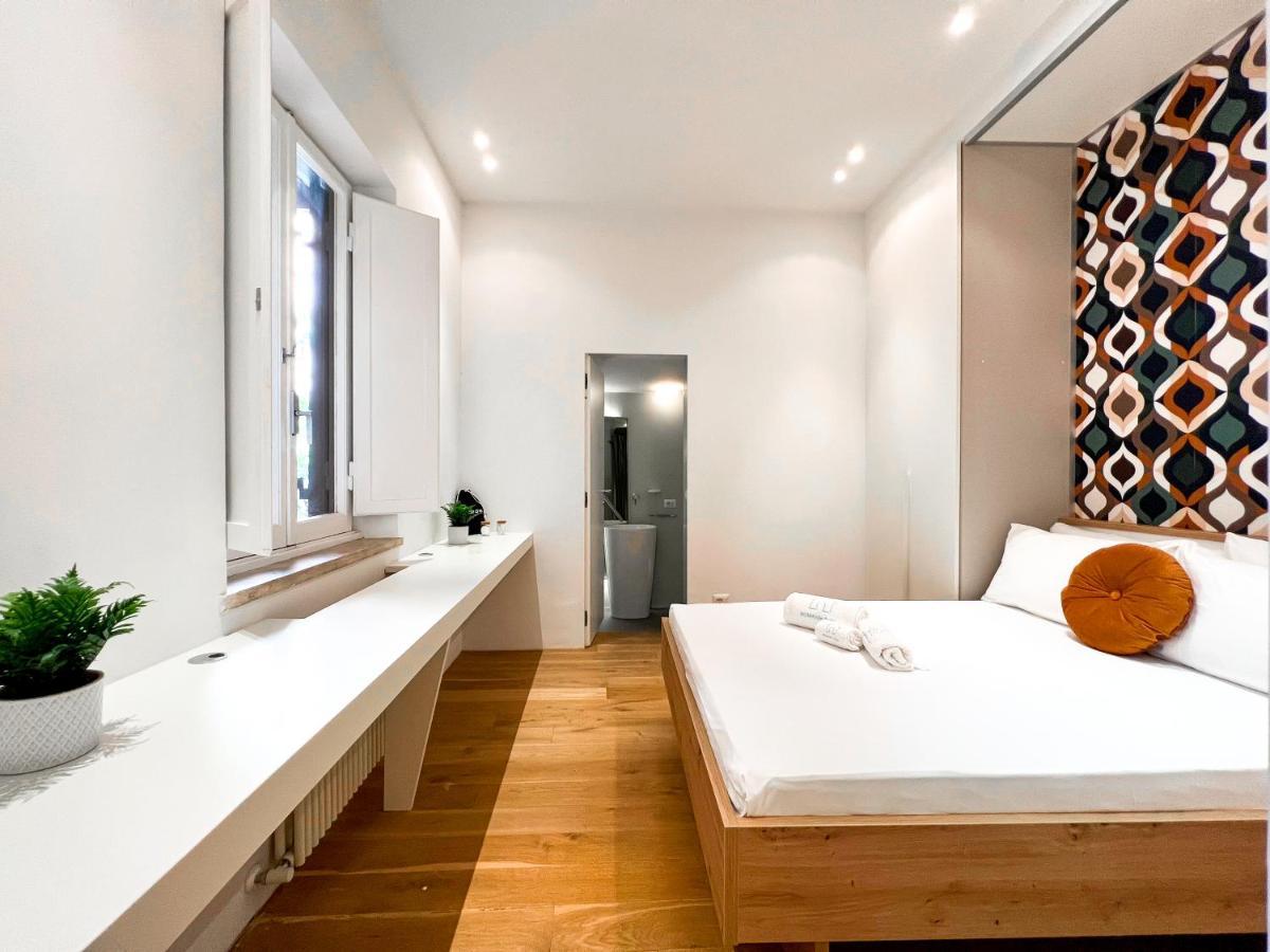 Luxury House & Secret Garden - Strategic Location, 100M To Metro B Apartment Rome Exterior photo