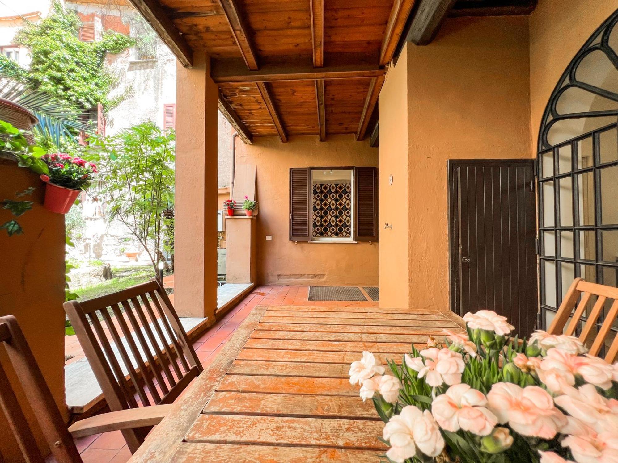 Luxury House & Secret Garden - Strategic Location, 100M To Metro B Apartment Rome Exterior photo